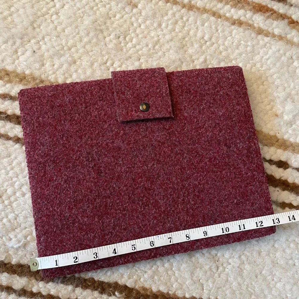 Wool laptop case